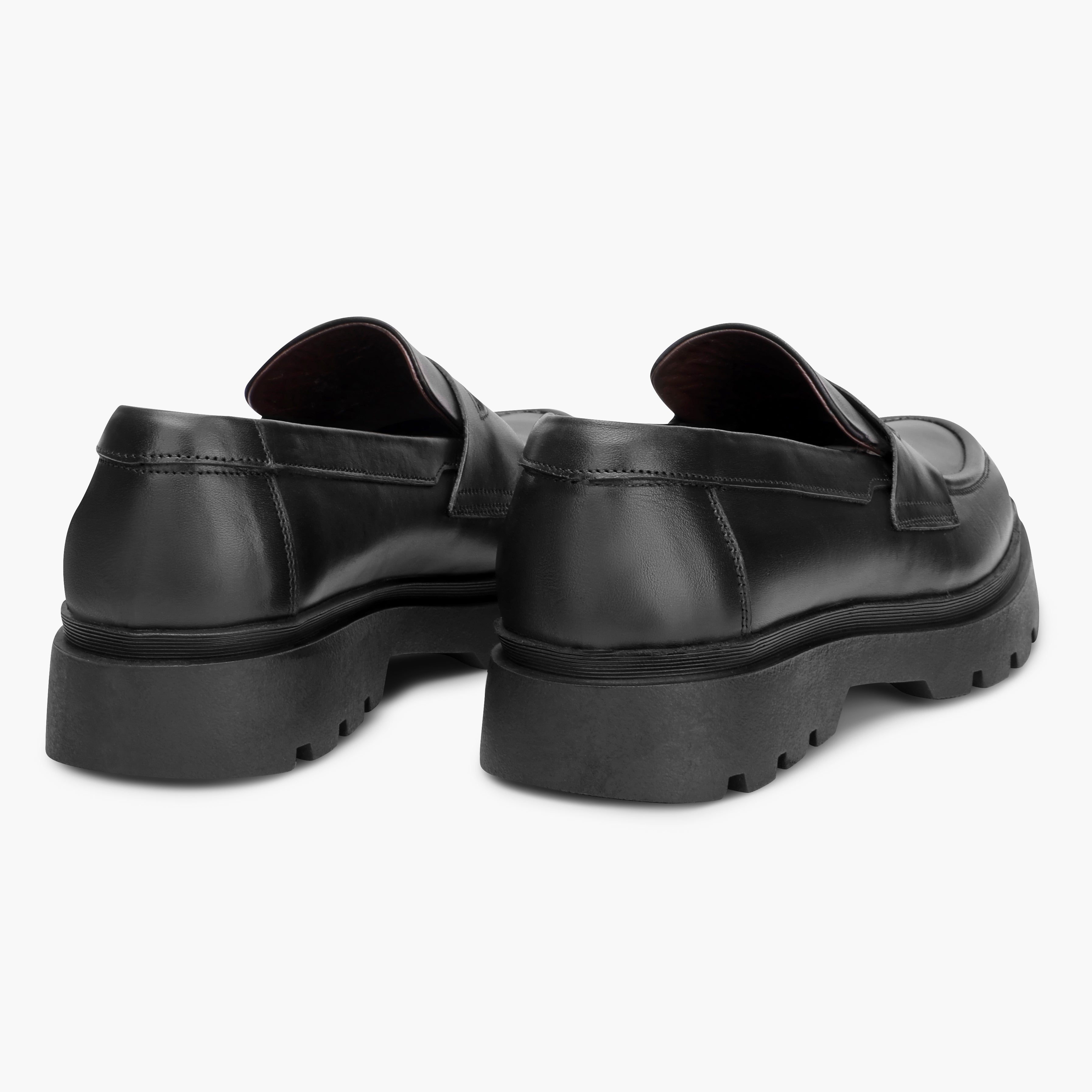 Lusso black classic comfy loafer 524