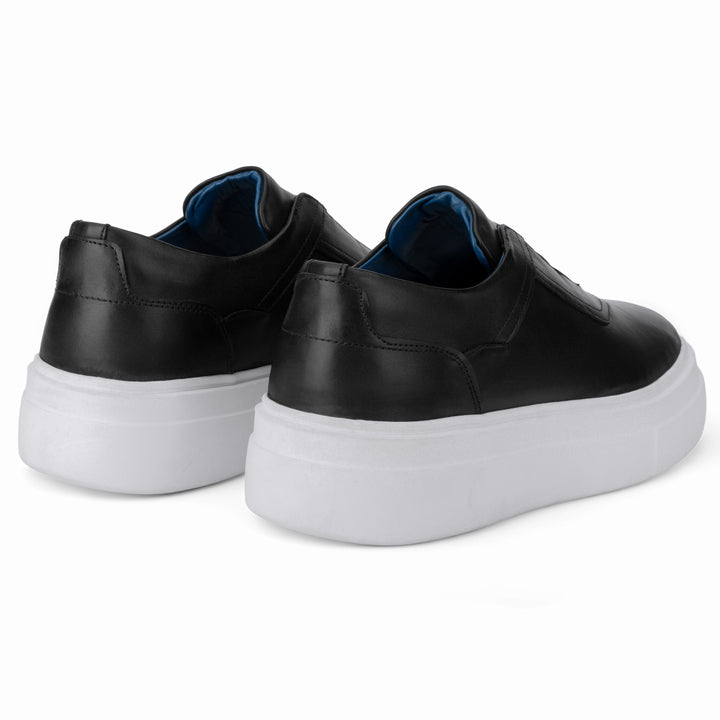 Lusso Slip-On Leather Sneaker black 410